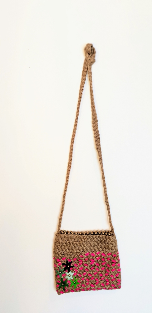 Floral Straw Crossbody Shoulder Bag - Picture 4 of 5